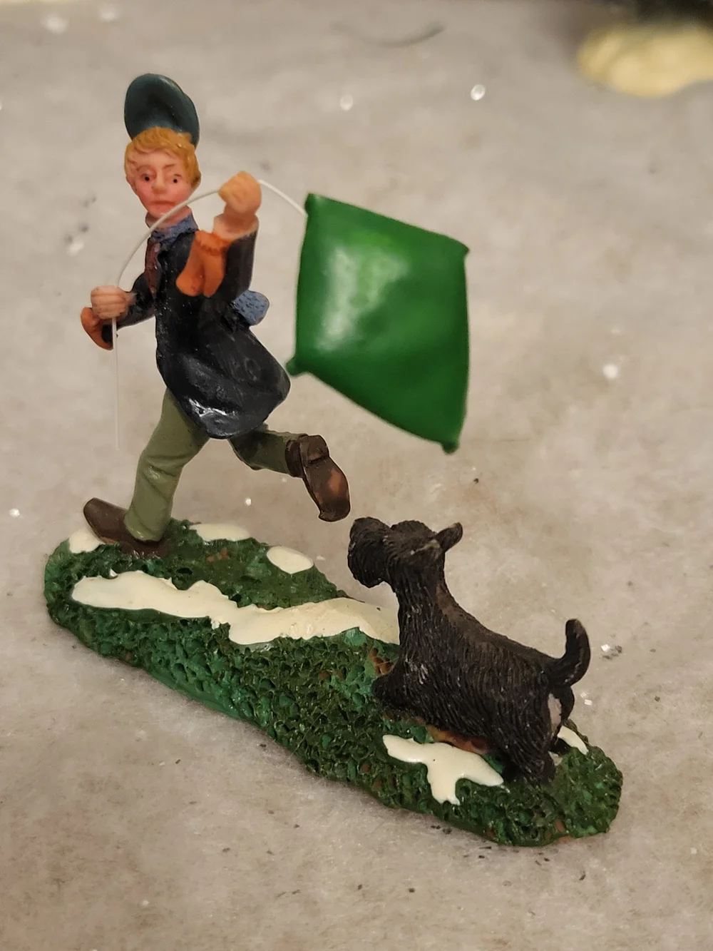 Lemax Flying High Boy with Green Kite & Dog Figurine #72388 Retired 2007